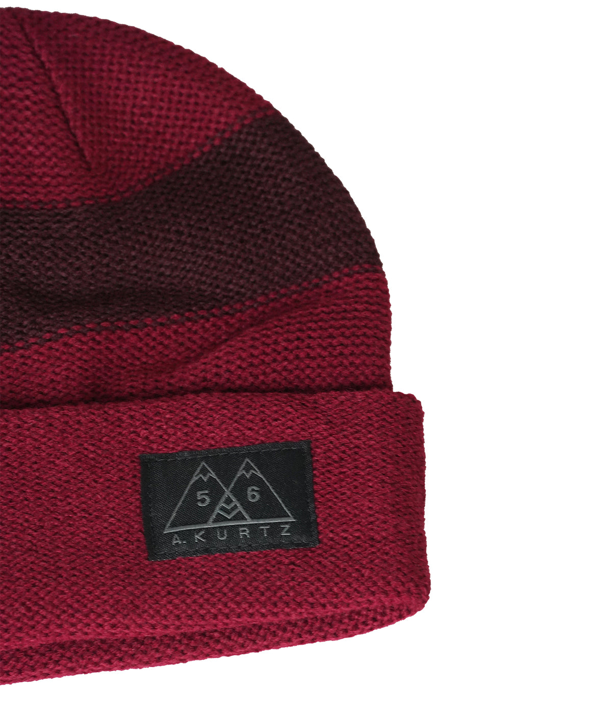 Czerwona dzianinowa czapka beanie